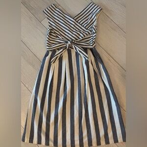 Adorable Lafayette 148 blue and white striped sleeveless with pockets!